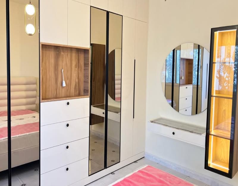 Chambre avec dressing miroir et coiffeuse sur mesure